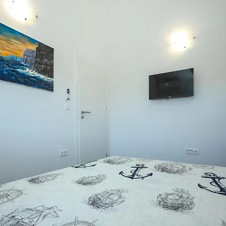 Apartment Karlo Mrljane