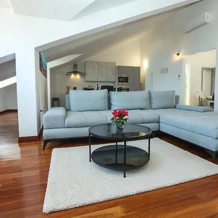 Apartment Karlo Mrljane